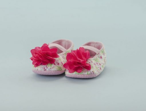 Zapato de Niña Blanco con Flores (Talla: 13-14-15)